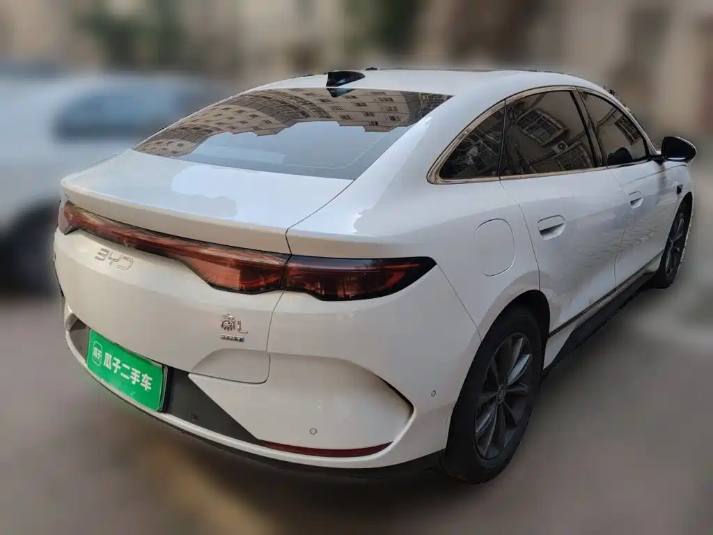 BYD Qin L — фото 4