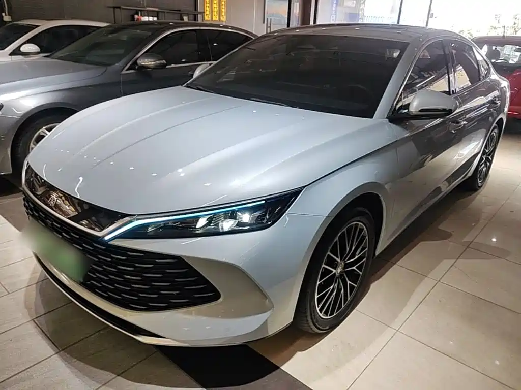 BYD Qin L — фото 2
