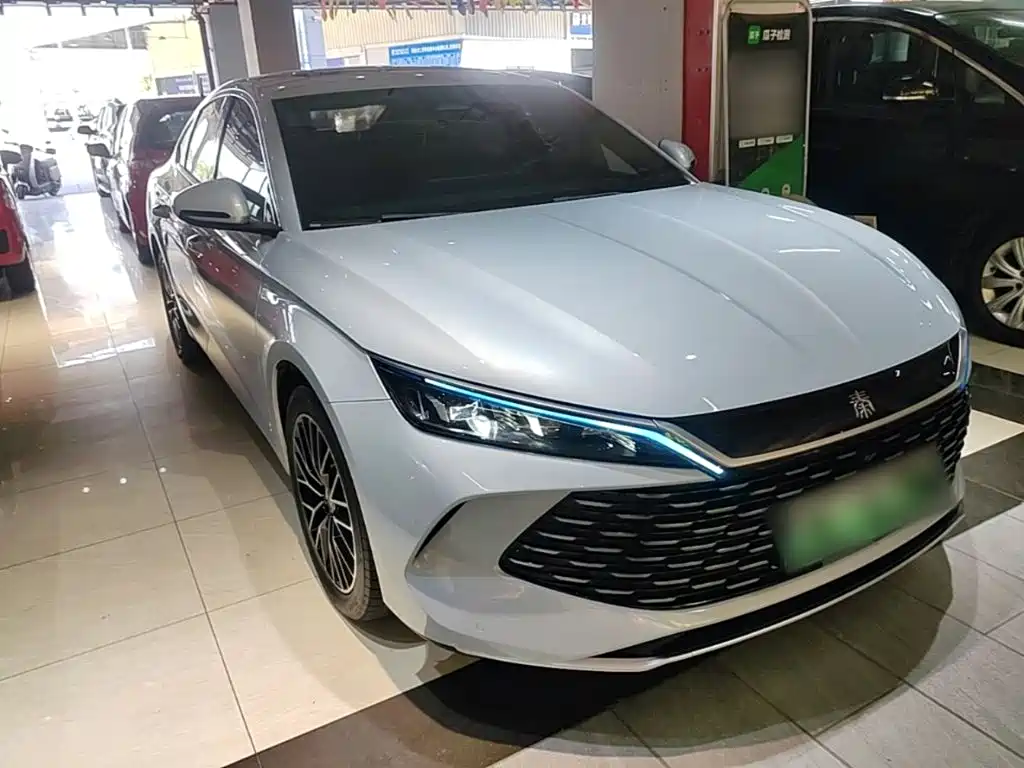 BYD Qin L — фото 4