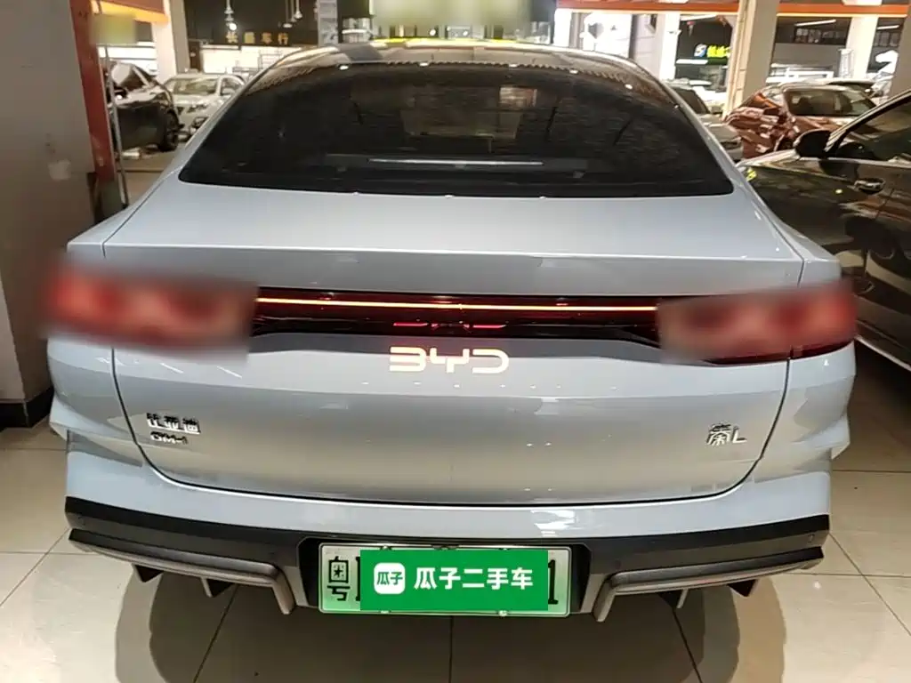 BYD Qin L — фото 6