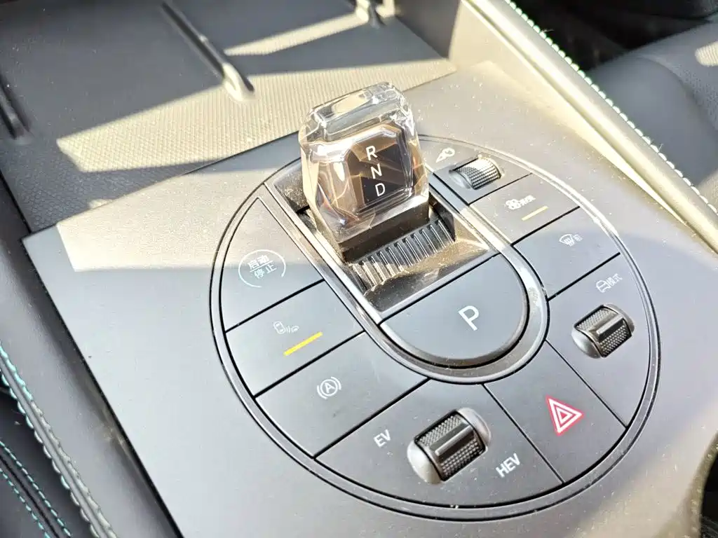 BYD Seal 06 — фото 10
