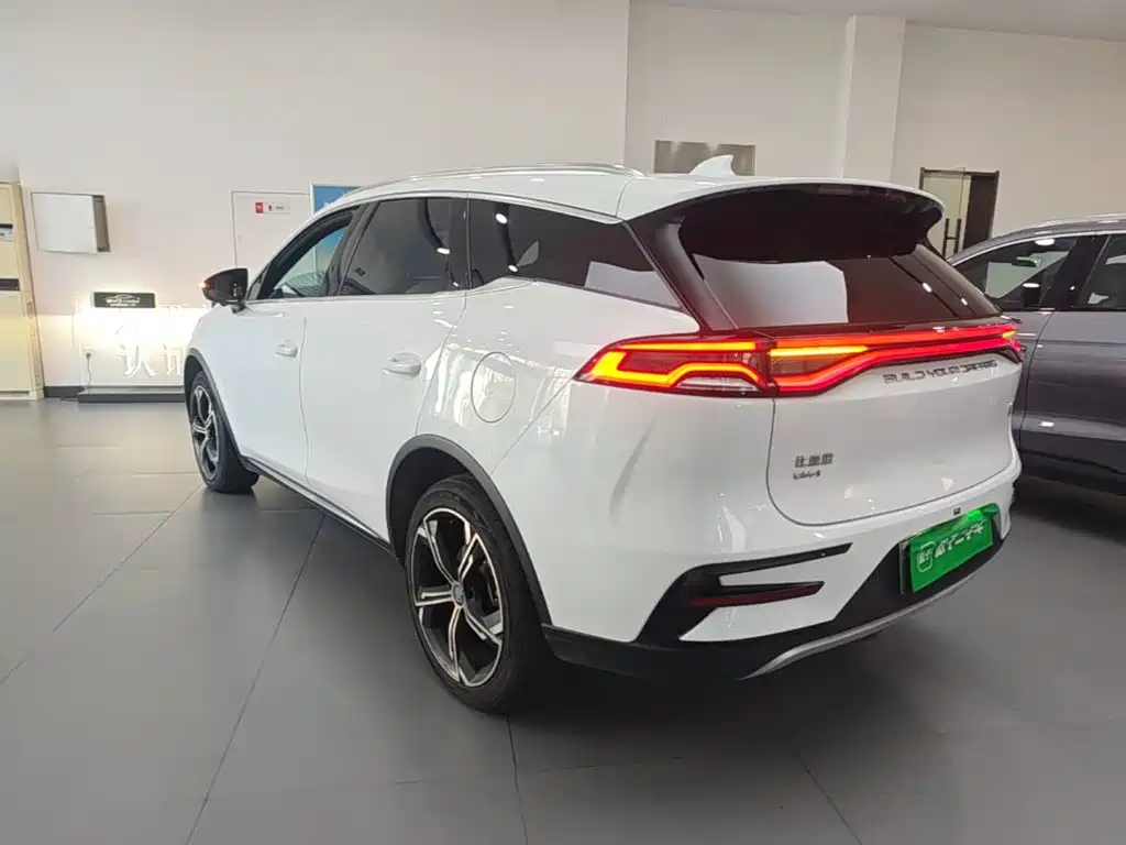 BYD Tang New Energy — фото 5