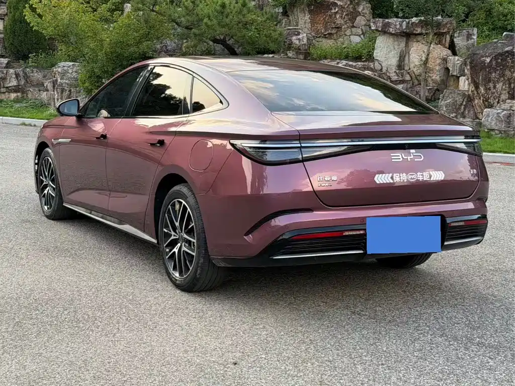 BYD Seal — фото 6