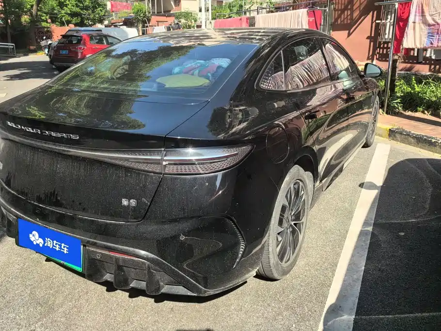BYD Seal — фото 3
