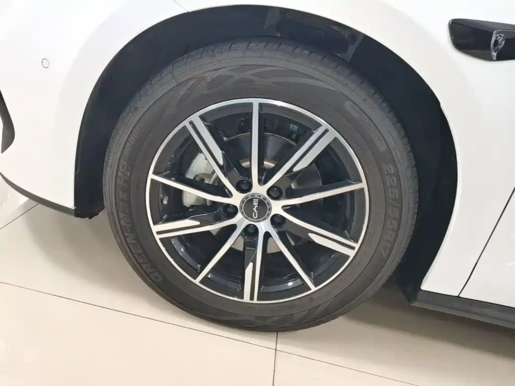 BYD Seal 06 — фото 23