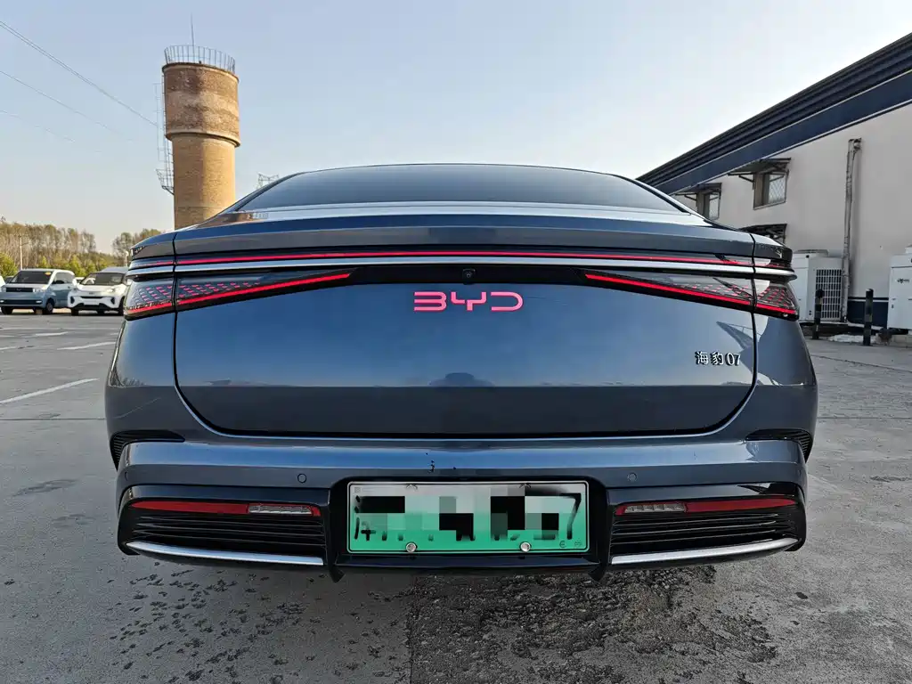 BYD Seal 07 DM-i — фото 5