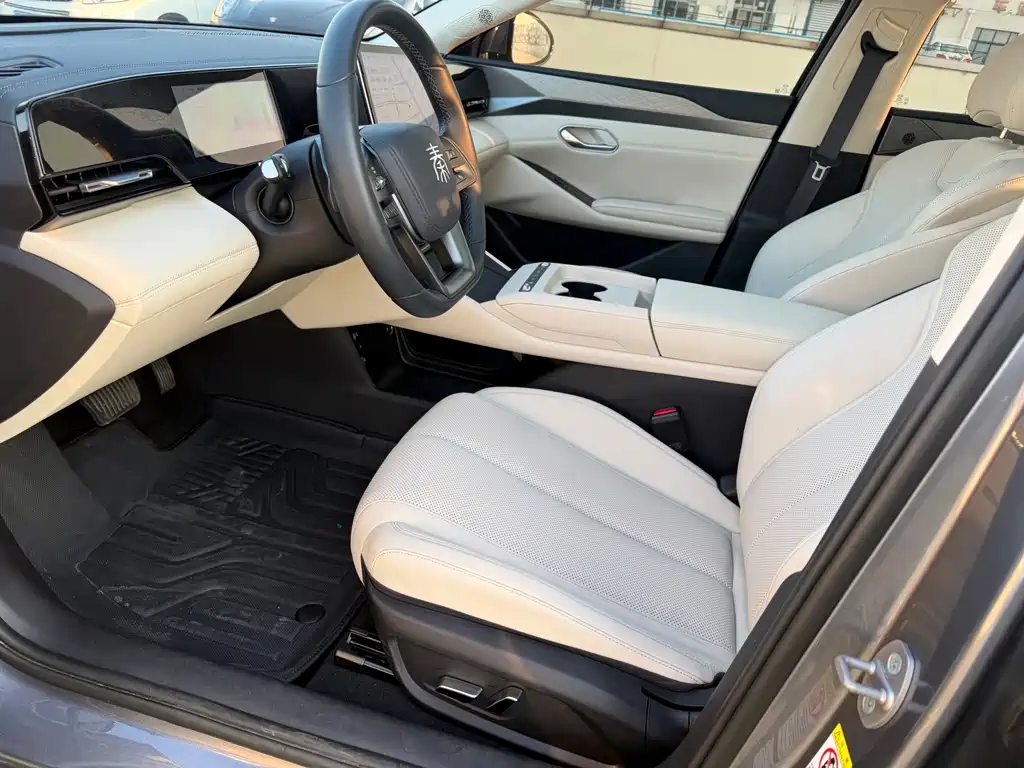 BYD Qin L — фото 14