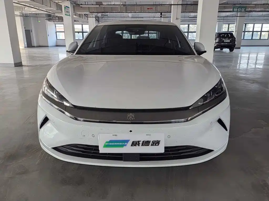 BYD Qin L — фото 2