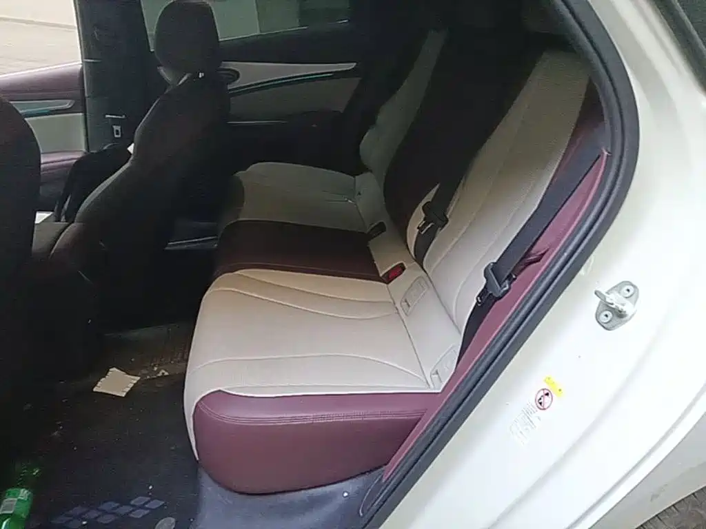 BYD Seal 07 DM-i — фото 17