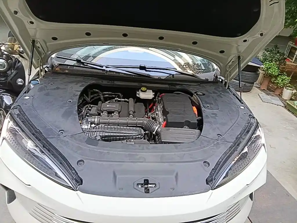 BYD Seal 07 DM-i — фото 20