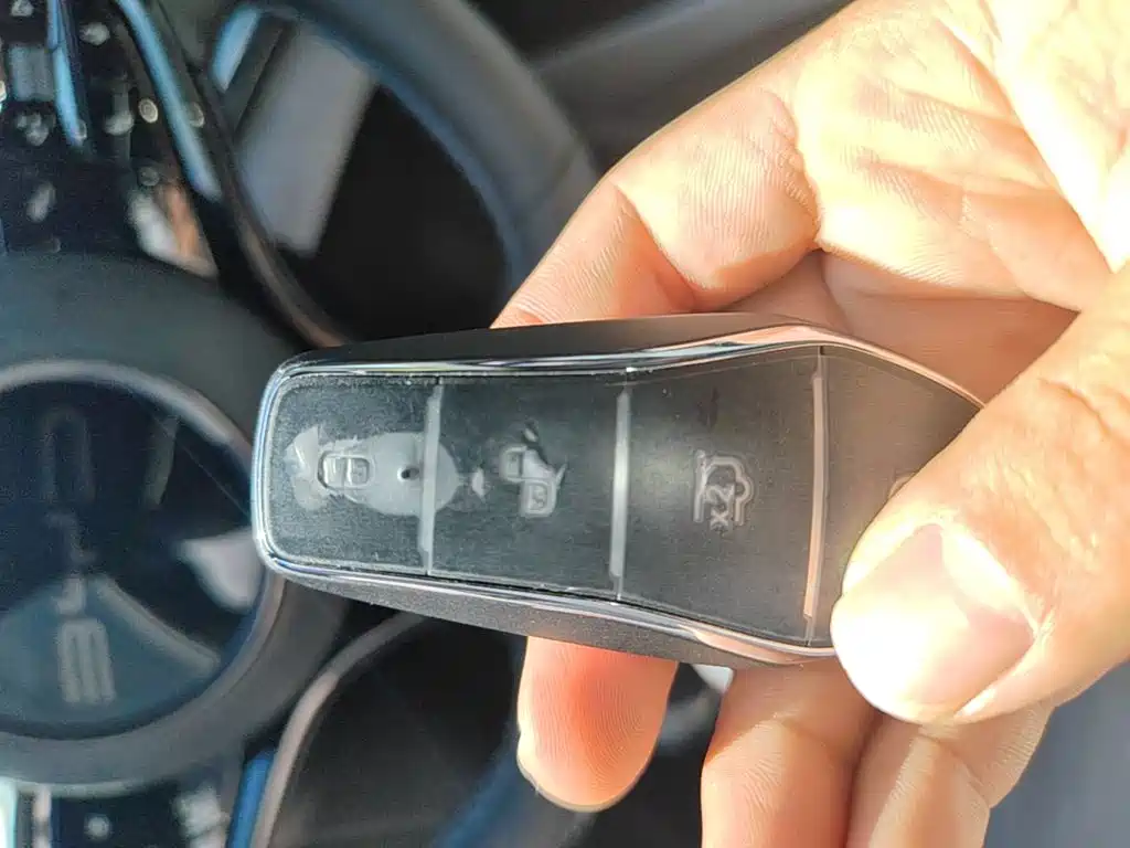 BYD Seal — фото 9