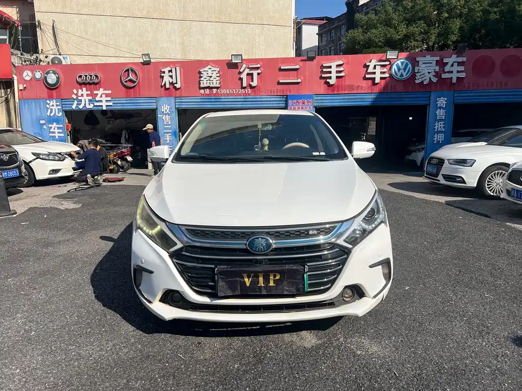 BYD Qin NEV — фото 2