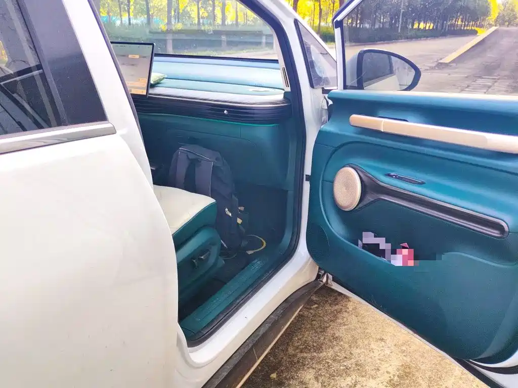 Baojun Yunduo — фото 19