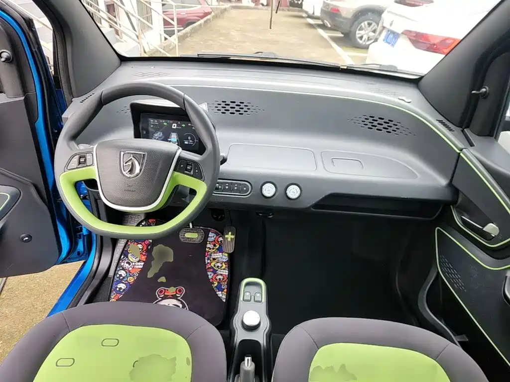Baojun E100 — фото 10