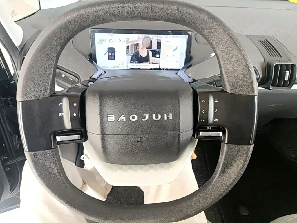 Baojun KiWi EV — фото 11