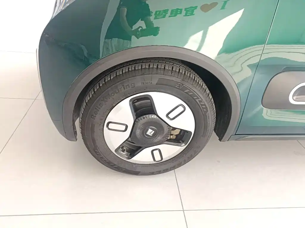Baojun KiWi EV — фото 23