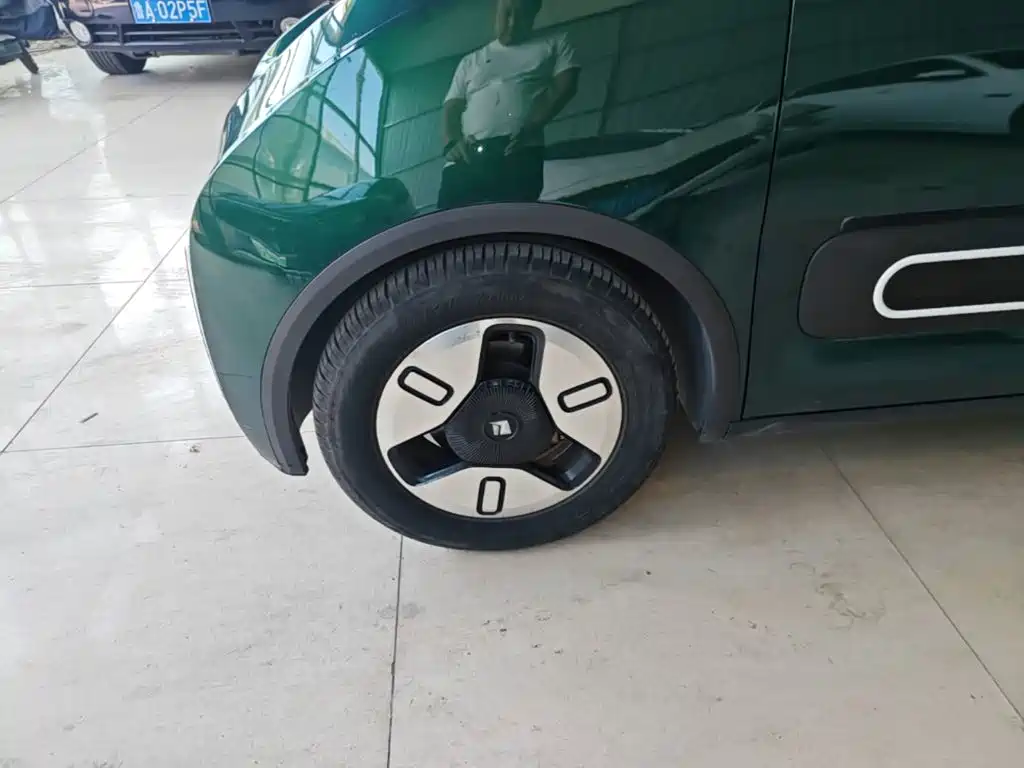 Baojun KiWi EV — фото 23