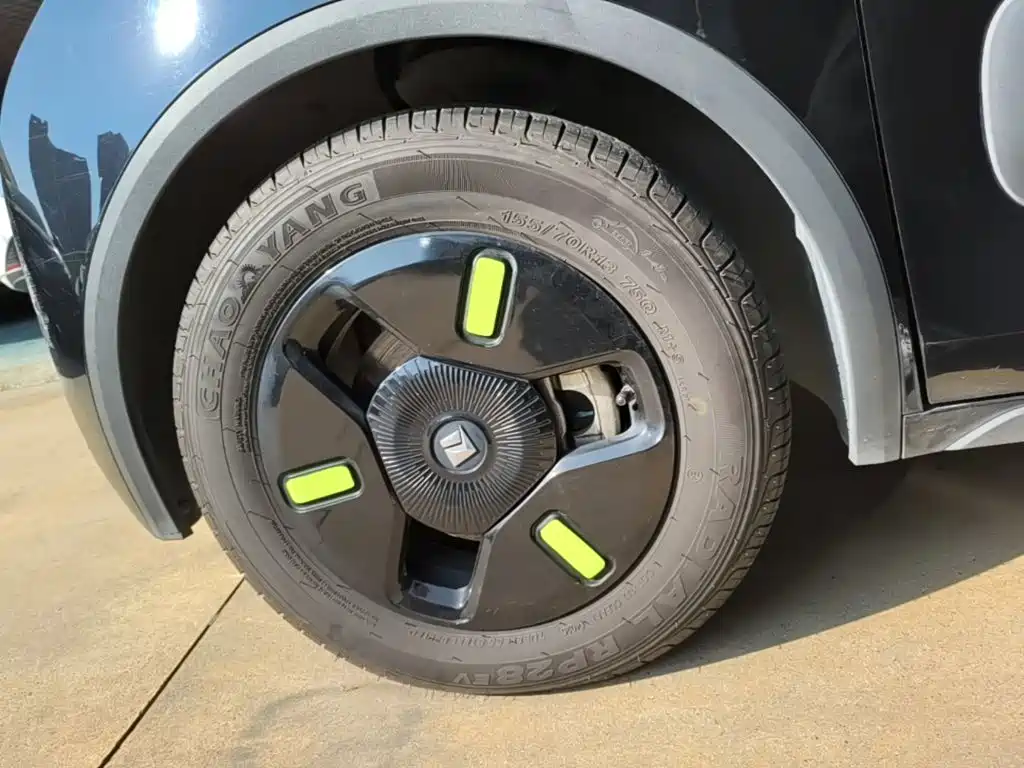 Baojun KiWi EV — фото 23