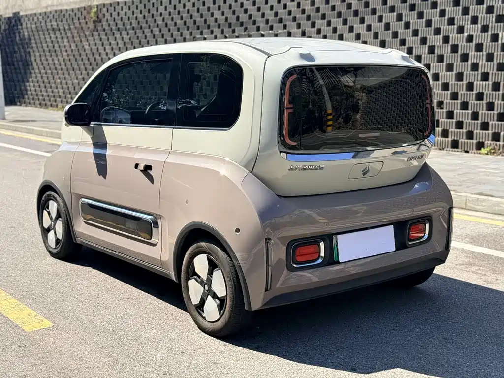 Baojun KiWi EV — фото 6