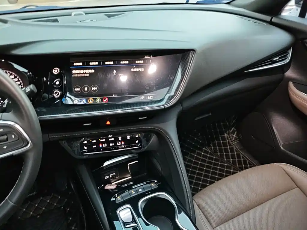 Buick Envision Plus — фото 13