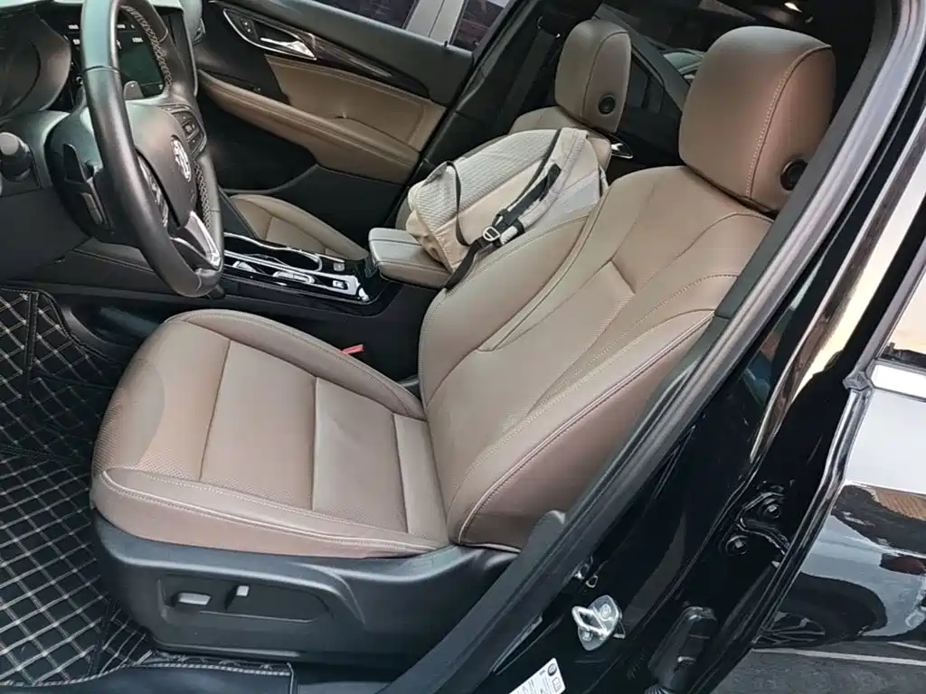 Buick Envision Plus — фото 15