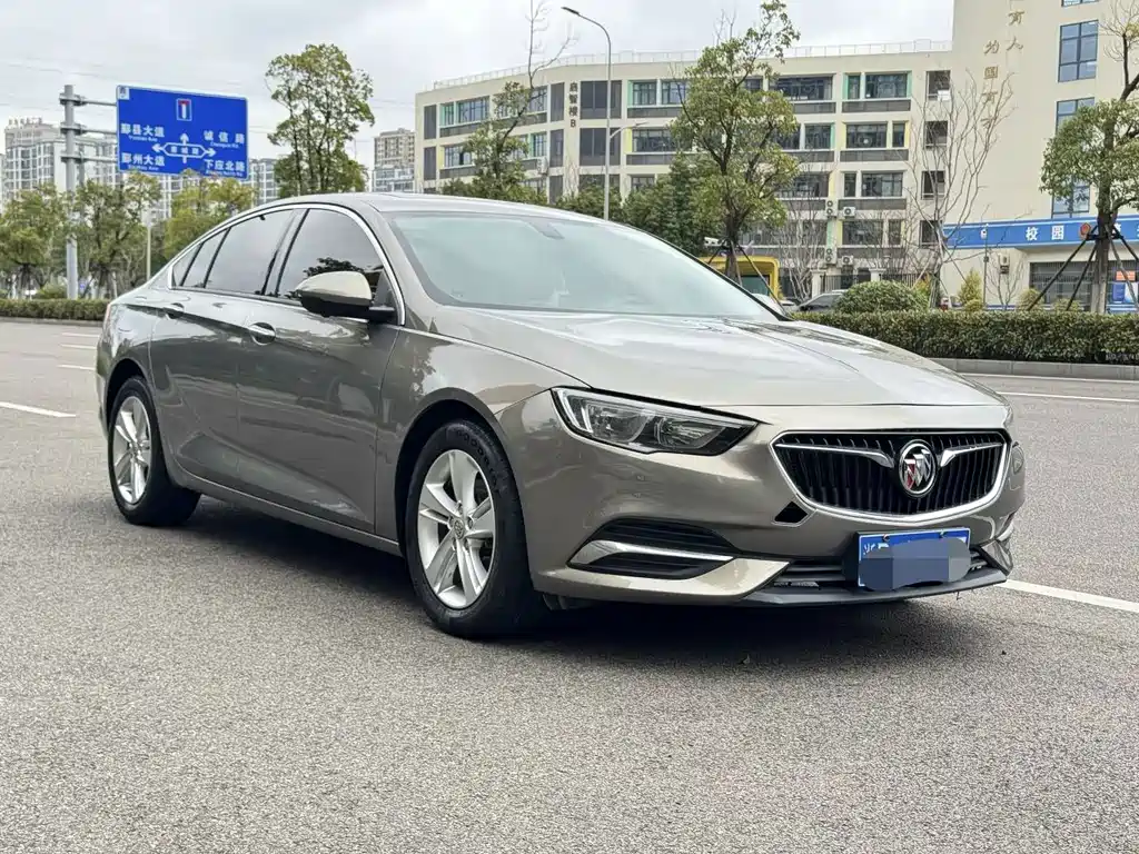 Buick Regal — фото 3