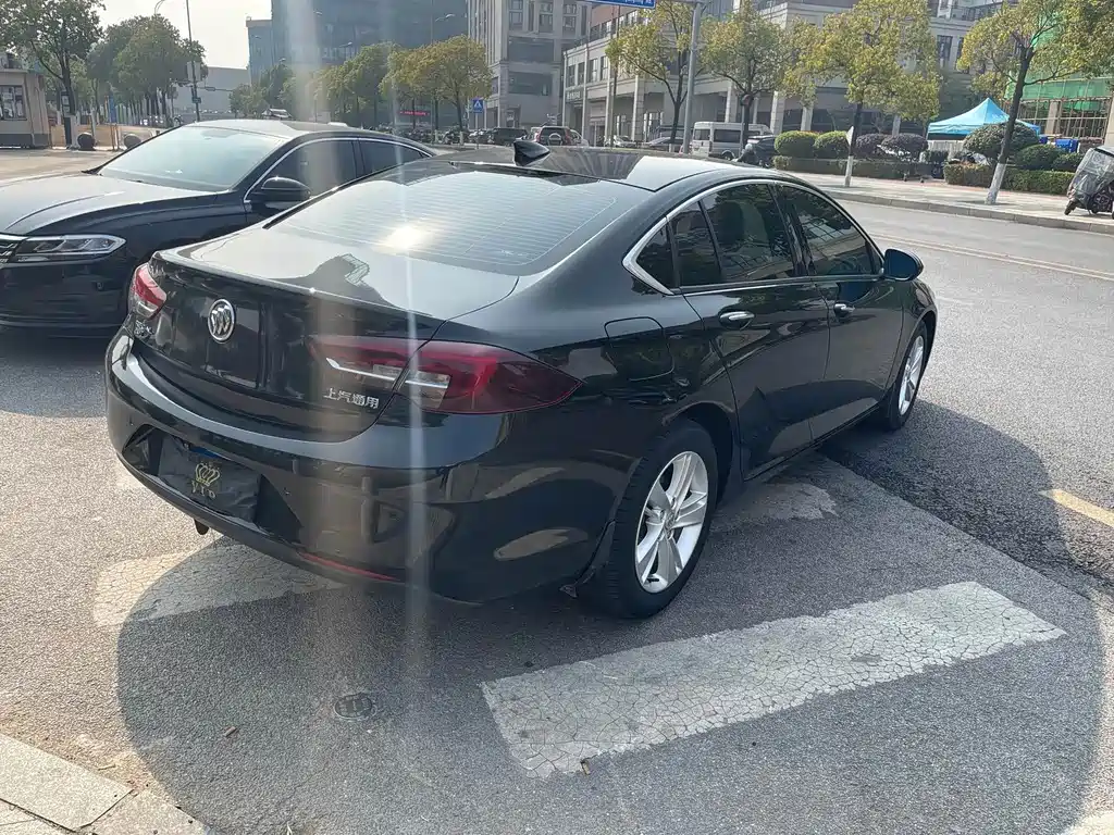 Buick Regal — фото 5