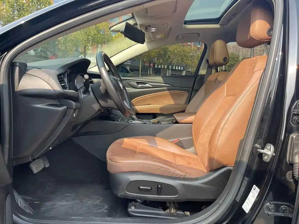 Buick Regal — фото 10