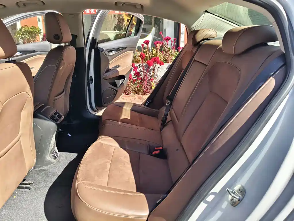 Buick Regal — фото 4
