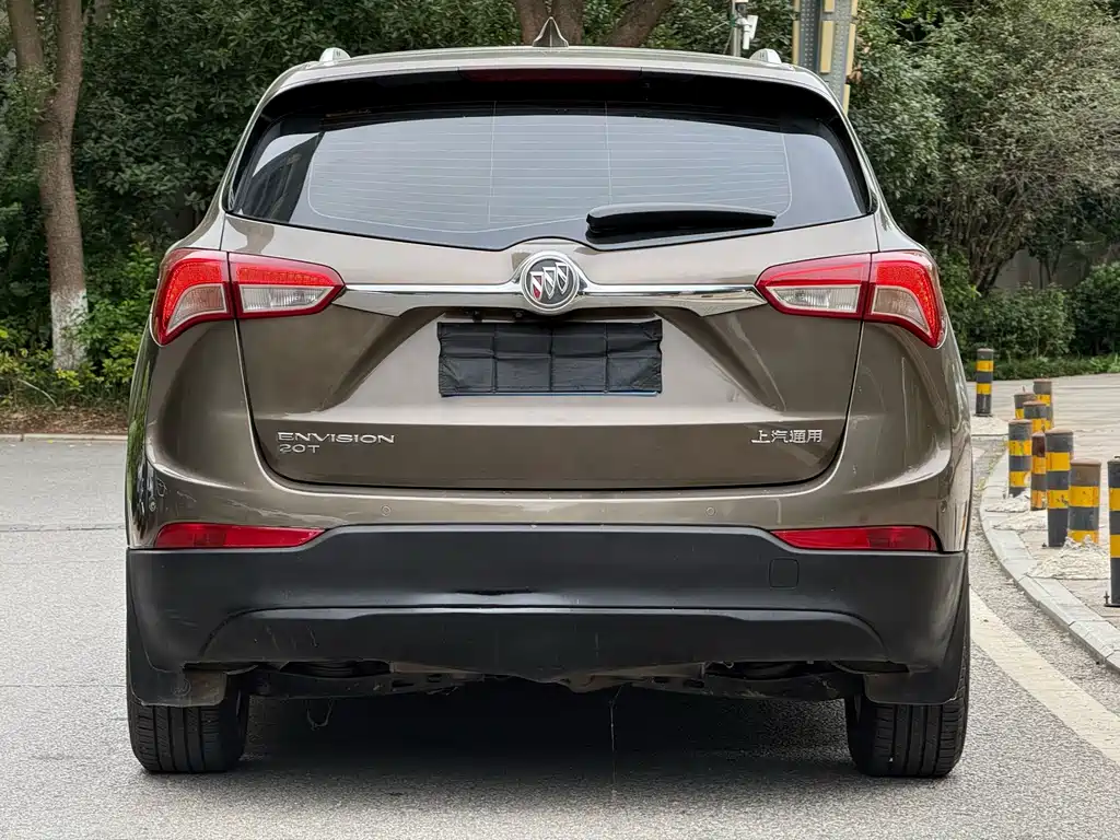 Buick Envision Plus — фото 4