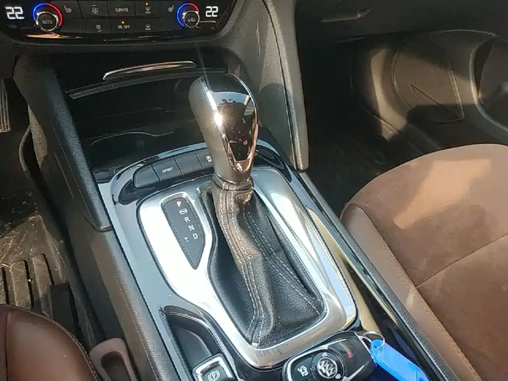 Buick Regal — фото 14