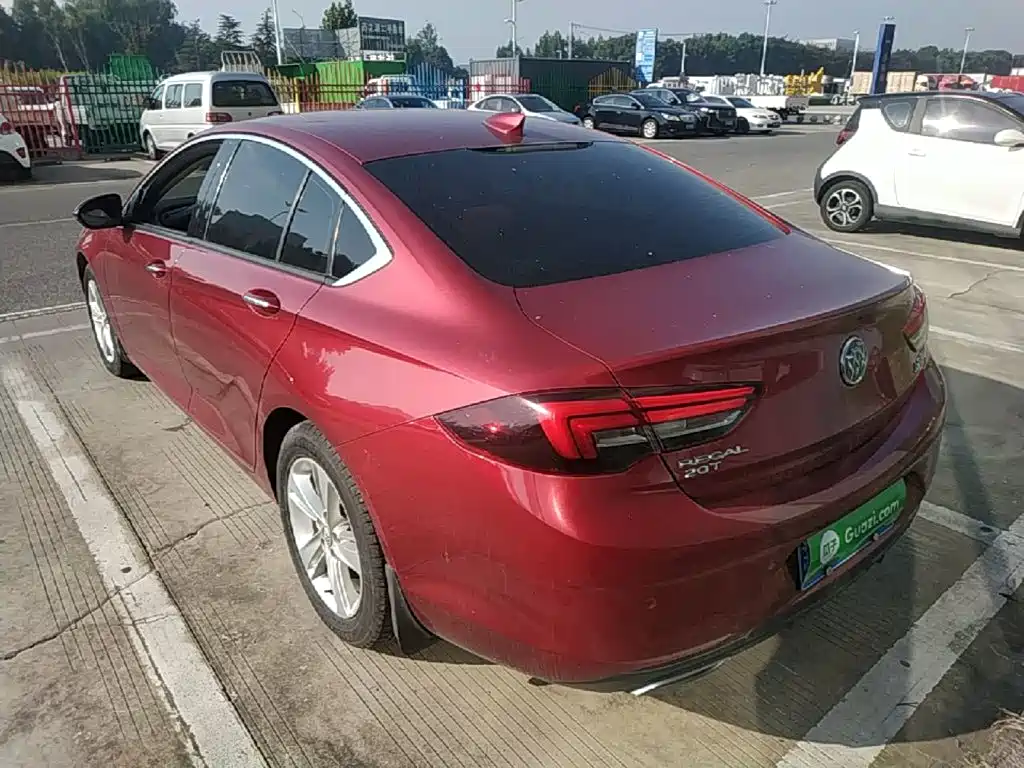 Buick Regal — фото 5