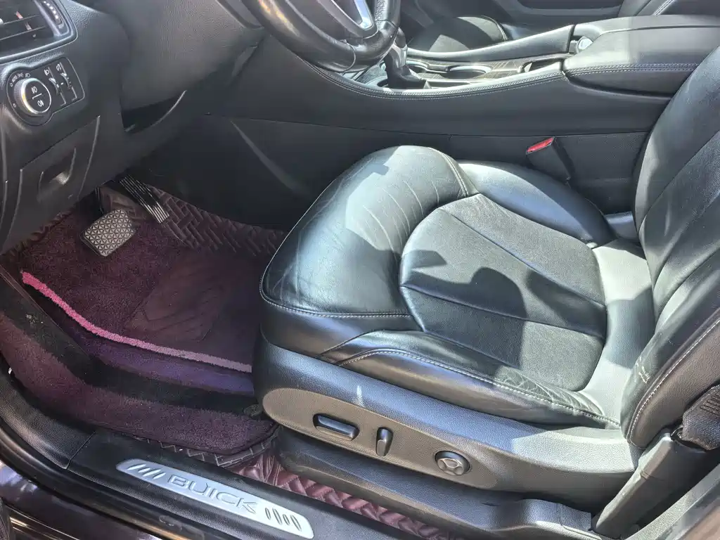 Buick Envision Plus — фото 6