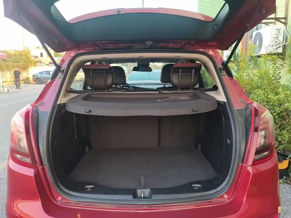 Buick Encore — фото 19