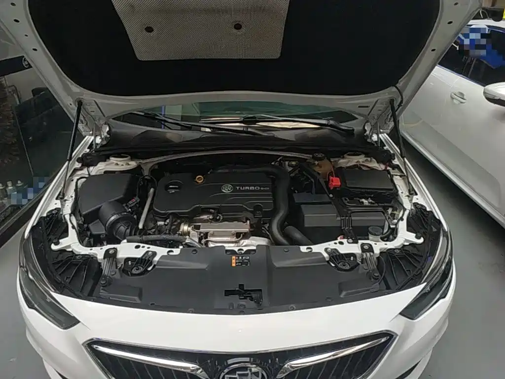 Buick Regal — фото 20