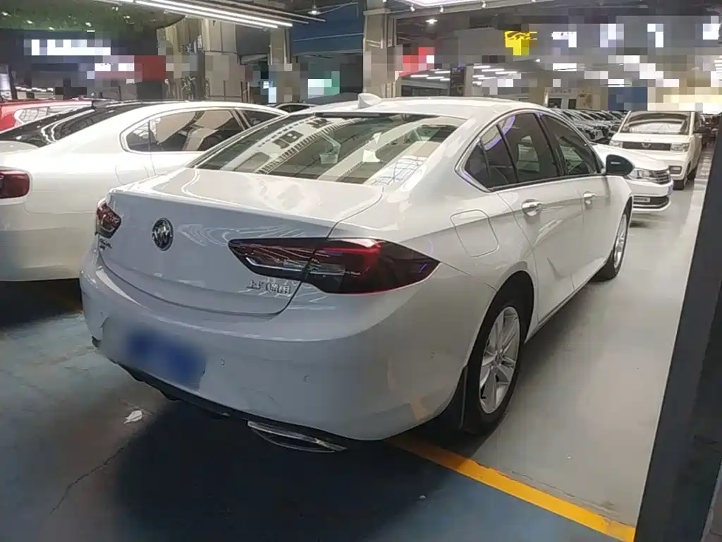 Buick Regal — фото 7
