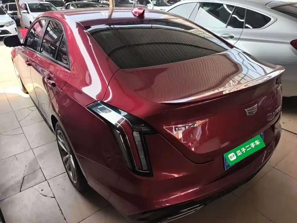 Cadillac CT4 — фото 5