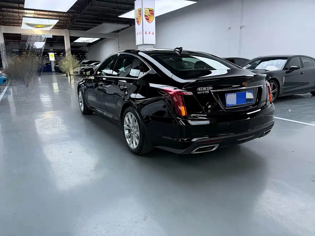 Cadillac CT5 — фото 17