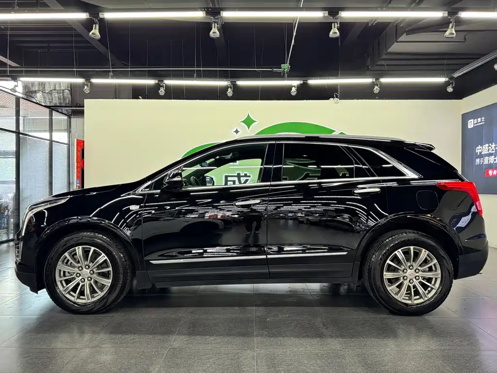 Cadillac XT5 — фото 3