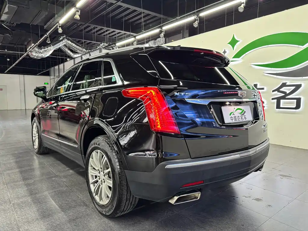 Cadillac XT5 — фото 4