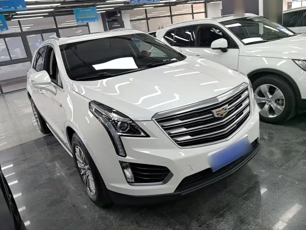 Cadillac XT5 — фото 4
