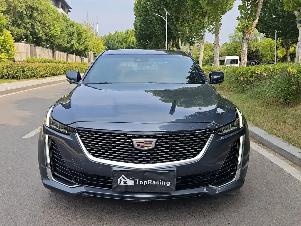 Cadillac CT5 — фото 2