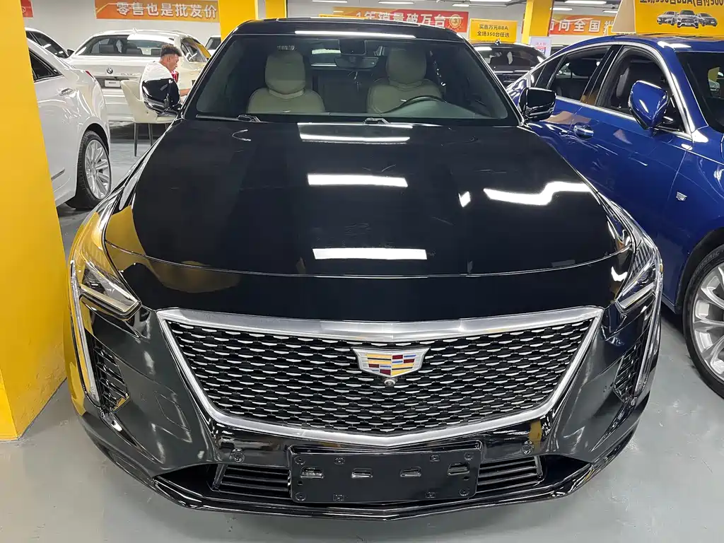 Cadillac CT6 — фото 2