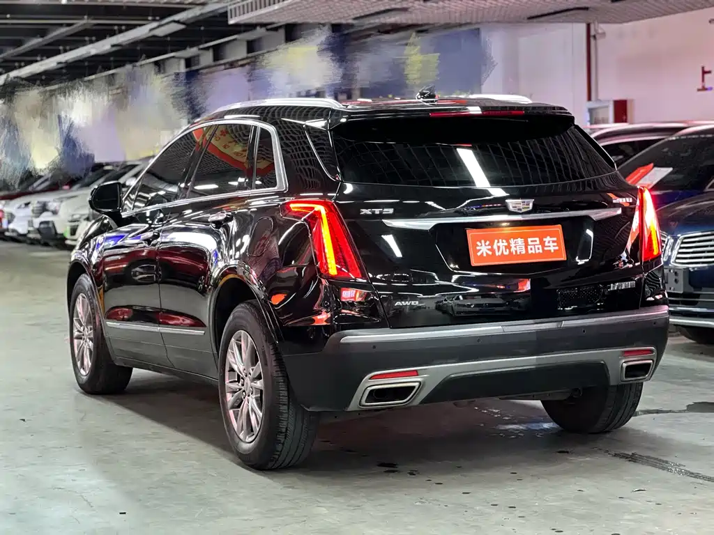Cadillac XT5 — фото 6