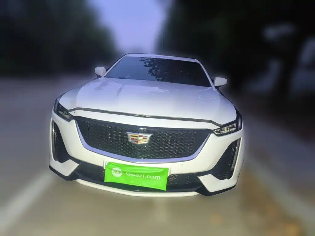 Cadillac CT5 — фото 23