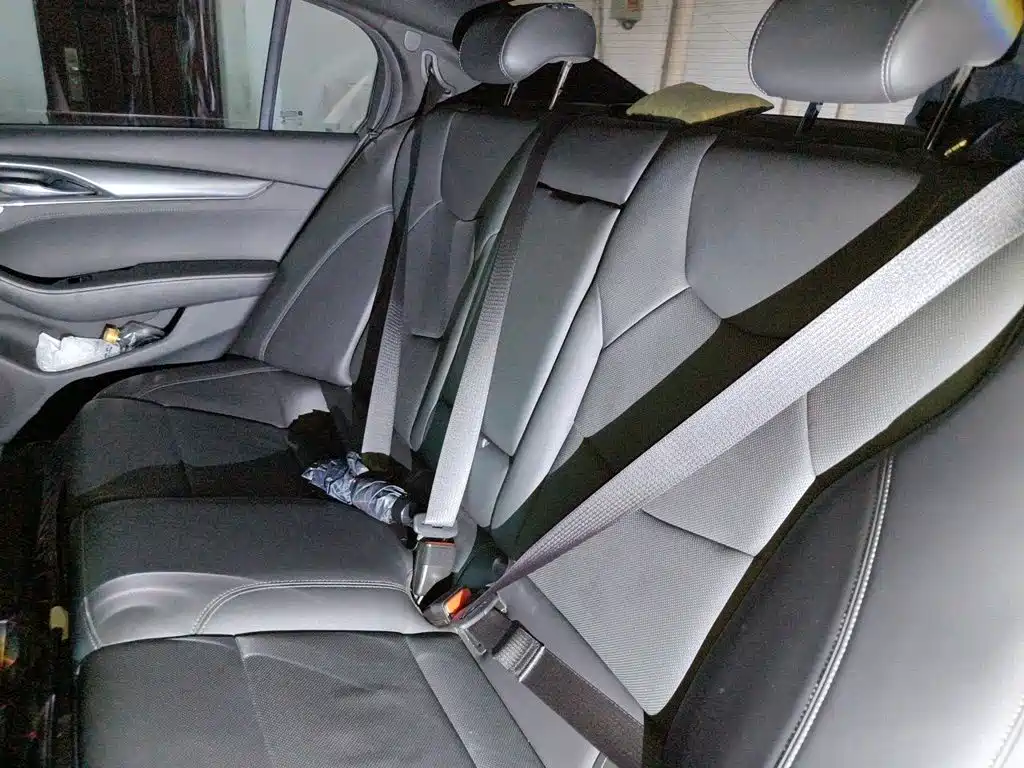 Cadillac CT5 — фото 13
