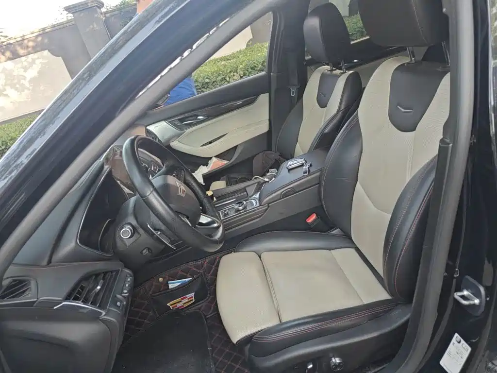 Cadillac CT5 — фото 11