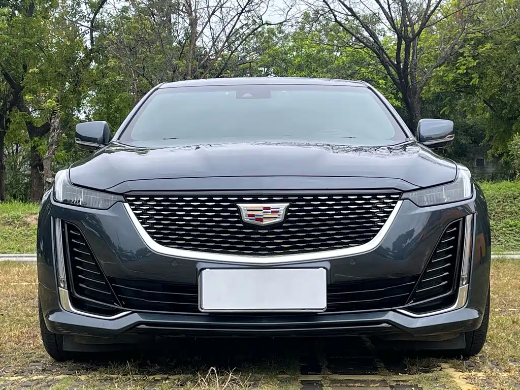 Cadillac CT5 — фото 2