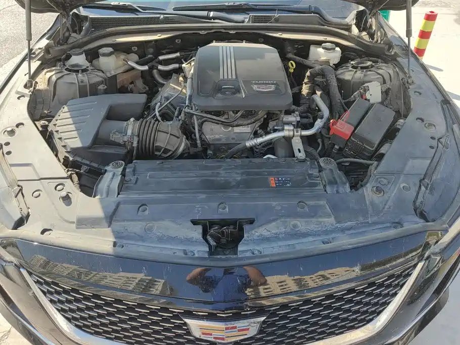 Cadillac CT5 — фото 10