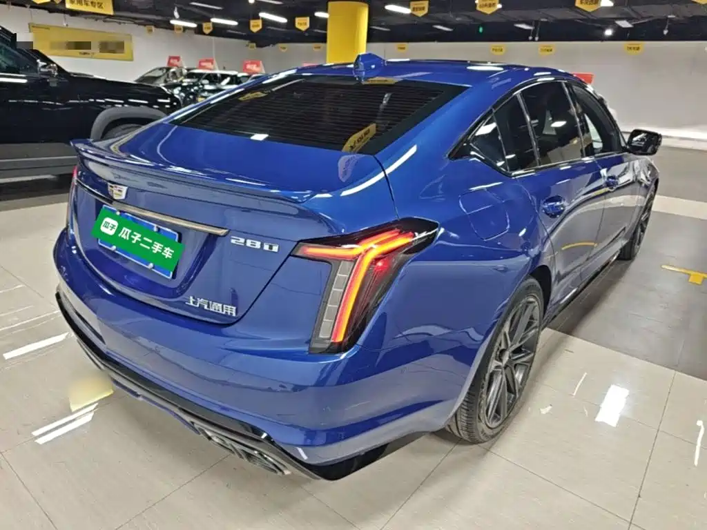 Cadillac CT5 — фото 7